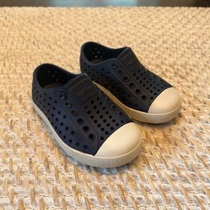 Natives Child Size 5